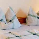 Apartment Beutenmühle Straussenfarm Erdgeschoss Owingen