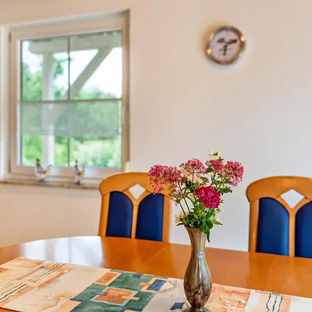 Beutenmuehle Straussenfarm Erdgeschoss *