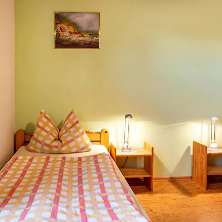 Beutenmuehle Straussenfarm Erdgeschoss Owingen