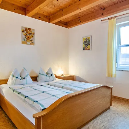 Beutenmuehle Straussenfarm Erdgeschoss דירה *