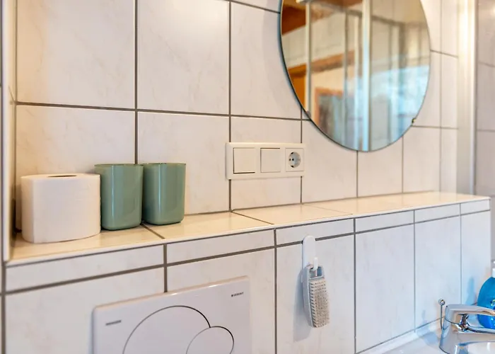 Beutenmühle Straussenfarm Erdgeschoss * Owingen